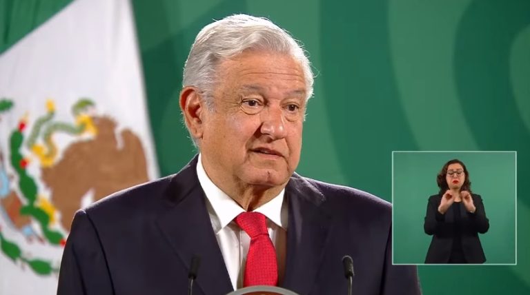 Es notorio que hay una campaña de desprestigio contra Manuel Bartlett: AMLO