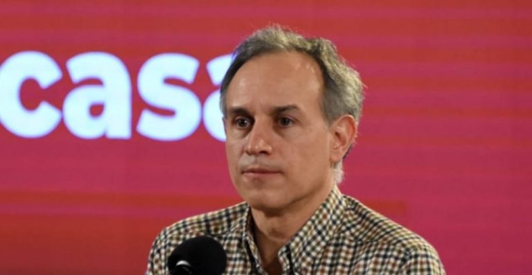 Gatell sostiene que para octubre se terminará de vacunar a todos los adultos mexicanos