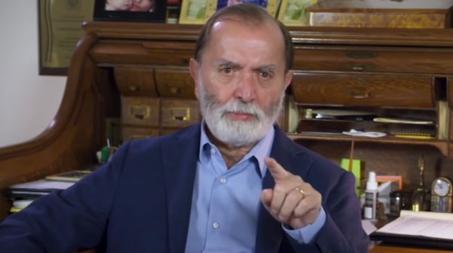 La consulta es un derecho al que ya no habremos de renunciar jamás: Epigmenio Ibarra