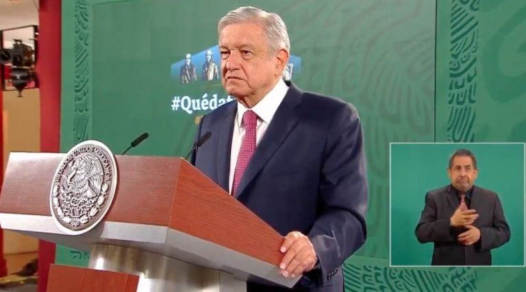 “Se molestan cuando deberían pedir disculpas”, AMLO a periodistas por el “Quién es quién”