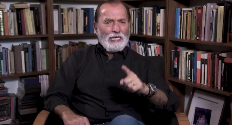 Epigmenio defiende a la 4T de video escándalos; sugiere que fueron proporcionados por García Luna