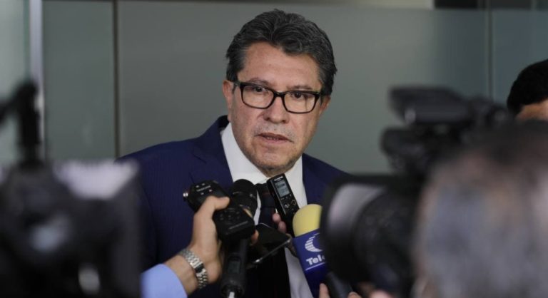 “No aceptaré puestos de consolación en 2024”, advierte Monreal