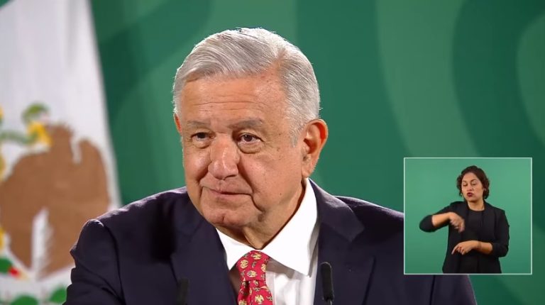 “Estamos buscando alternativas para ya no depender de combustibles fósiles”, asegura AMLO tras incendio en el Golfo