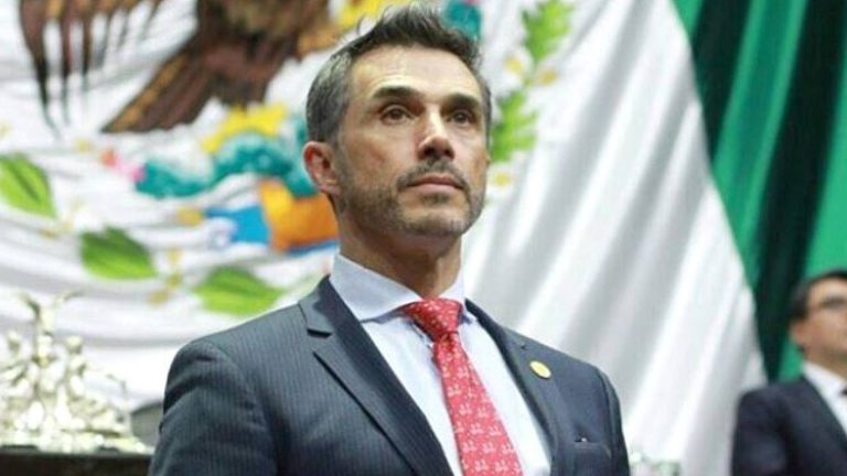 Denuncian a Sergio Mayer por tráfico de influencias