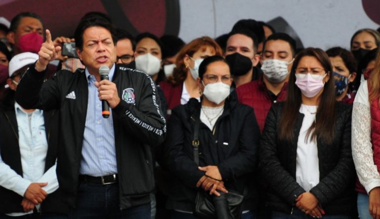 Morena denuncia que el INE acosa a quienes impulsaron la consulta