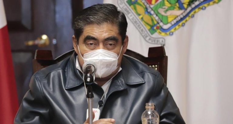 Respalda Barbosa informe de Coneval y contradice a AMLO; “preocupante la pobreza en el país”