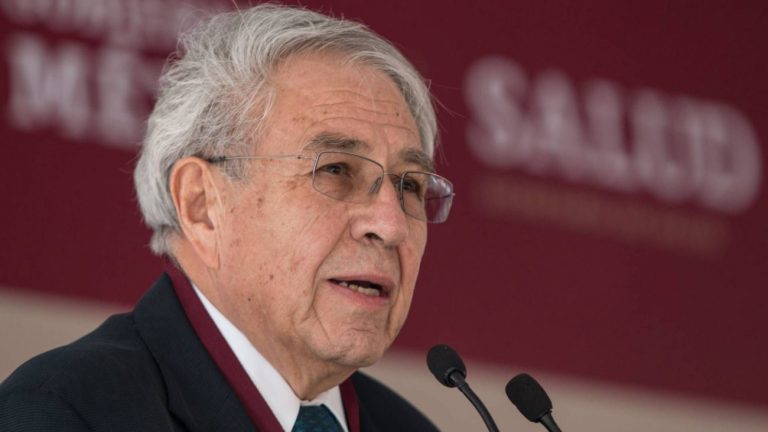 Reconoce Sector Salud e IMSS que continúa el desabasto de medicamentos