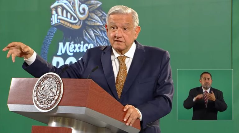 AMLO pide disculpas por sus dichos a la clase media pero pide que “despierten”