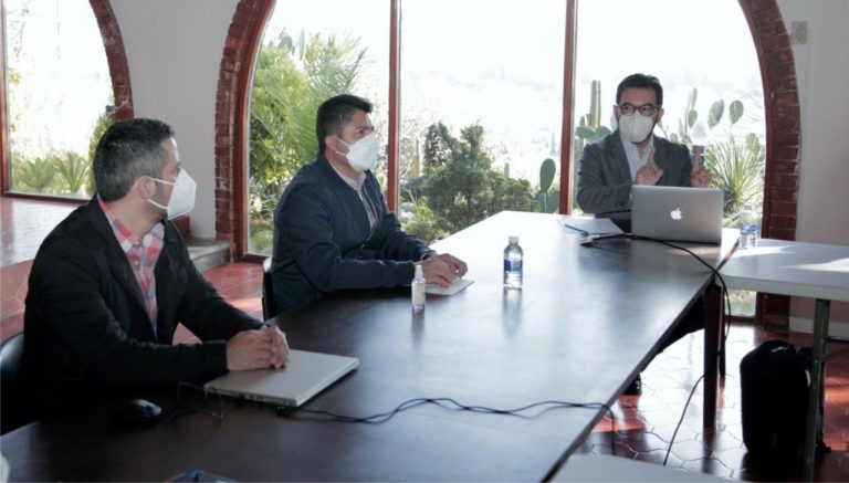 Eduardo Rivera, abierto a sumar alcaldes auxiliares para garantizar estabilidad y coordinación en Puebla