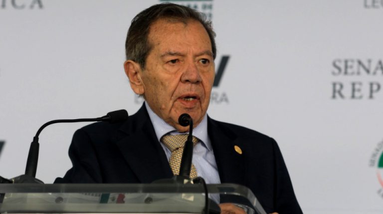Porfirio Muñoz Ledo cuestiona contradicciones en política migratoria: ‘Afganos sí. Haitianos no’