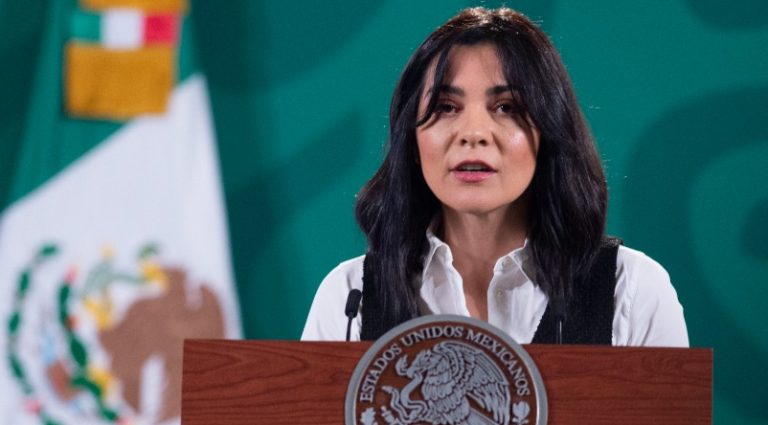 Encargada del “Quién es quién” tiene un ‘sueldito’ de 81 mil pesos en el Gobierno Federal