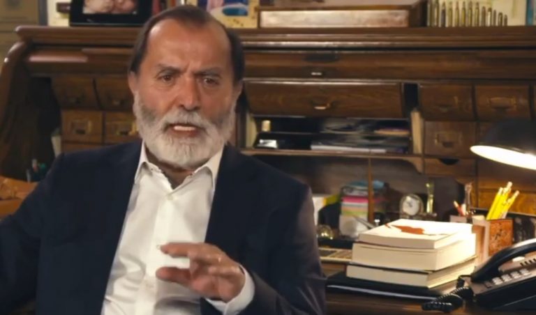 Epigmenio Ibarra llama a presentar una demanda colectiva en contra de expresidentes
