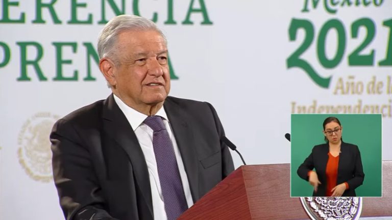 AMLO acusa que el gobierno federal si está ahorrando, pero estados y municipios siguen derrochando