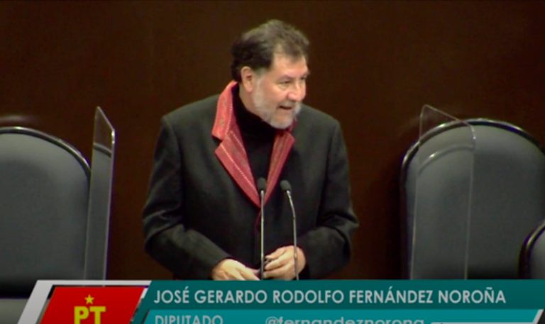 Noroña pide que se deje de usar cubrebocas y sana distancia como medida contra la Covid-19