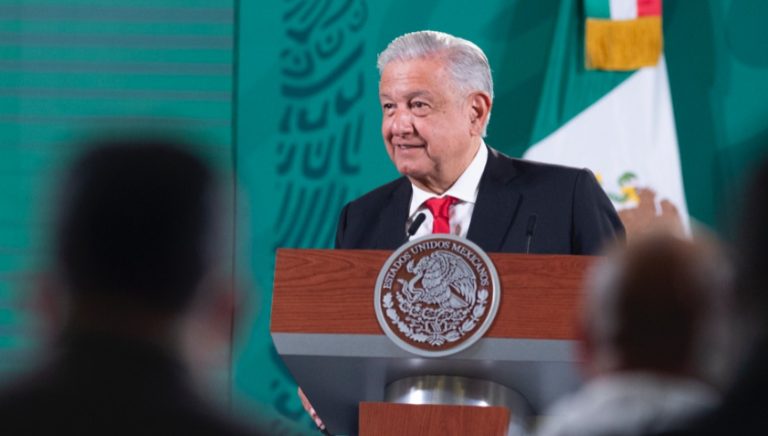 Anuncia AMLO que tras su retiro en 2024, publicará un libro cada 3 años