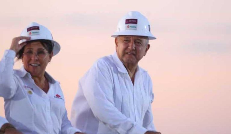 4T va por nueva reducción de impuestos a Pemex; le reduciría otro 14% para 2022