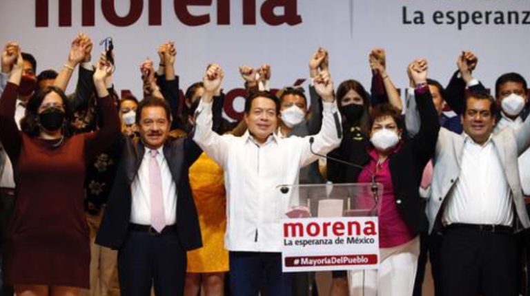 Diputados de Morena dan el grito con fiesta y banda; se irán de puente 7 días
