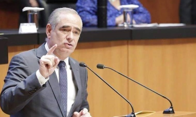 Julen Rementería se compromete a defender la democracia y la libertad