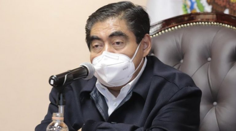 Barbosa desaira a Vivanco en su último informe: “aunque me invite, ni iría”