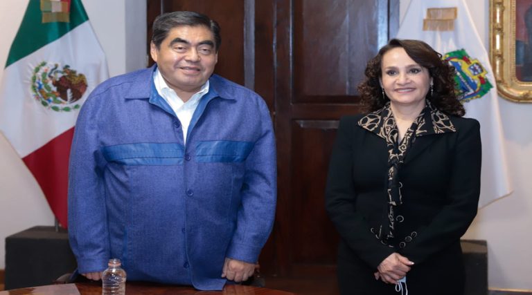 Barbosa se reúne con Dolores Padierna en Casa Aguayo