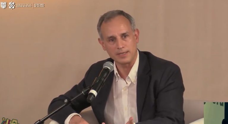 El cubrebocas fue instrumento de personas egoístas para culpar a los demás: López-Gatell
