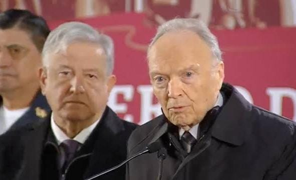 FGR oculta número de denuncias contra AMLO al argumentar que “está en riesgo el honor del presidente”