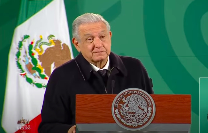 AMLO ‘batea’ fallo del TEPJF y asegura que él si puede hablar de la Revocación de Mandato