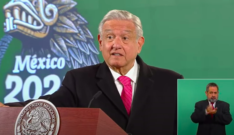 AMLO presume que pese a su alta aprobación “no se marea”: “el poder atonta a los inteligentes”