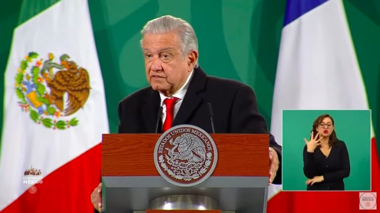 Posponer revocación de mandato pone al descubierto actitud antidemocrática del INE: AMLO