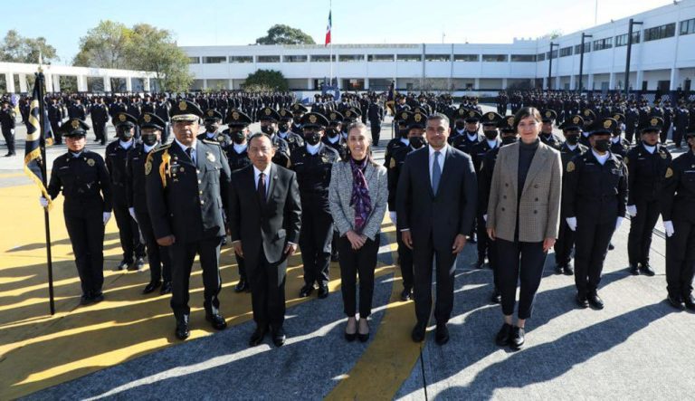 Sheinbaum presume que policías de la CDMX son honestos, profesionales y le tienen amor al prójimo