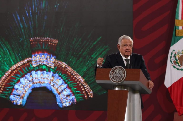 AMLO insiste en que Austria devuelva el Penacho de Moctezuma, “han sido arrogantes y prepotentes”