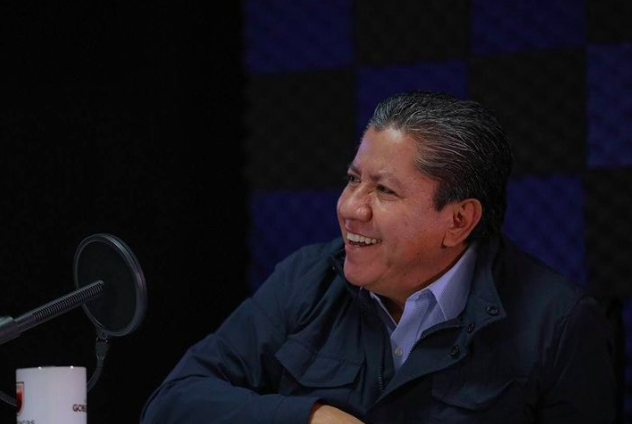 David Monreal culpa a administraciones pasadas por los desplazados a causa de la violencia