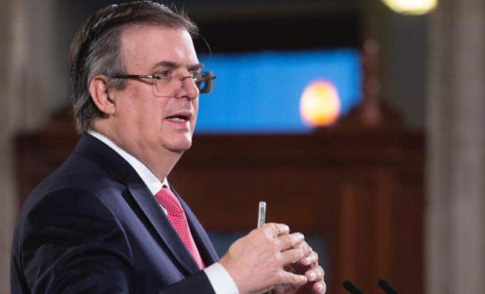 Marcelo Ebrard pide ayuda humanitaria para Ucrania ante conflicto contra Rusia