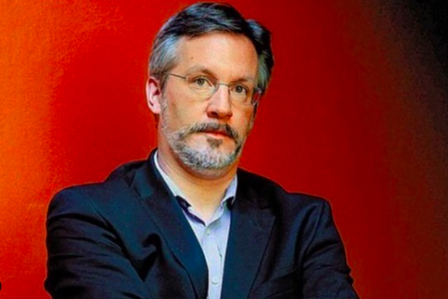 Advierte Ackerman que Morena será devorado por la corrupción