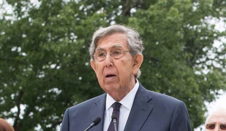 Cuauhtémoc Cárdenas se lanza contra aspirantes presidenciales: “ninguno propone ningún cambio”