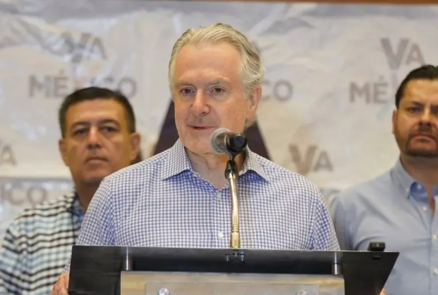 AIFA pasó de ser solución a una simple atracción turística: Santiago Creel