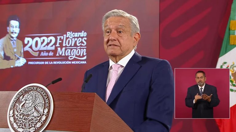 Sí hay periodistas asesinados, pero ninguno por el Estado, afirma AMLO