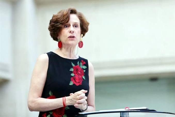 “Militarizar y comprar votos es malo… a menos que seas AMLO”: Denise Dresser