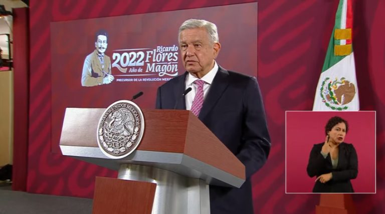 Acusa AMLO que ‘se está haciendo un escándalo’ por acuerdo de cooperación con Rusia