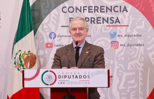 Santiago Creel le da un llegue a los presidenciables de AMLO: “El destino de las corcholatas es la basura”