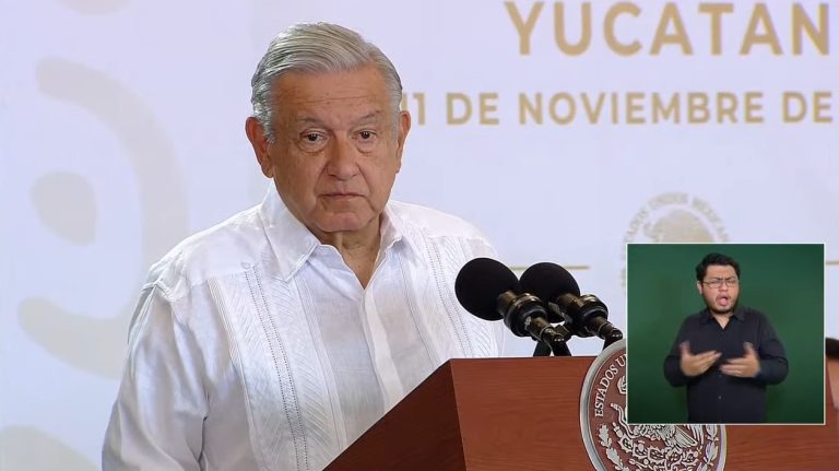 ‘Hay mucho aspiracionismo’, dice AMLO tras ser confrontado en un avión