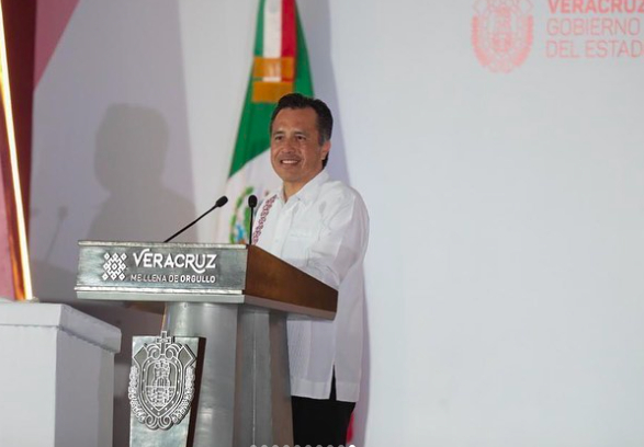 Transformamos la historia de Veracruz, presume Cuitláhuac García en su Cuarto Informe