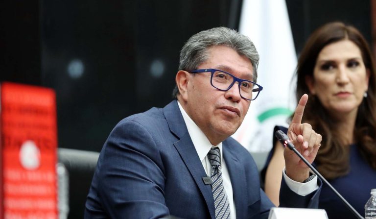 Ricardo Monreal votó en contra del “plan B” de reforma electoral de AMLO