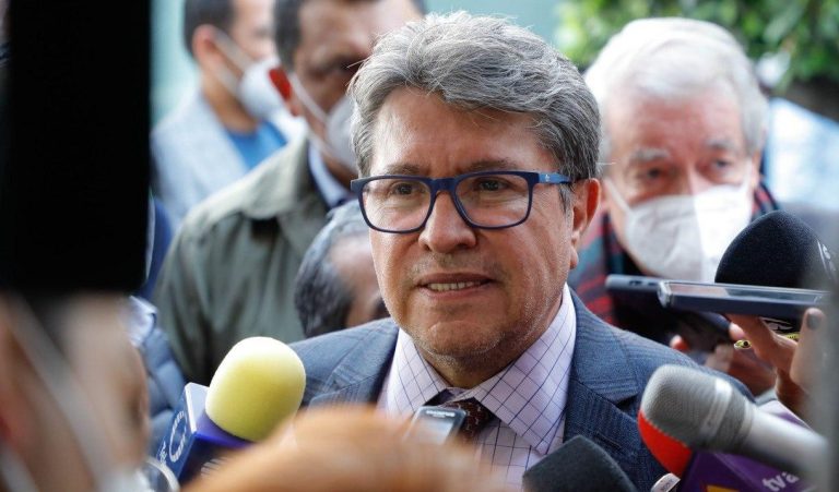 Monreal confirma que Delfina Gómez si cobró diezmo a trabajadores de Texcoco para financiar a Morena