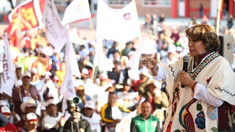 “Acabaremos con 100 años de corrupción”, dice Delfina Gómez en su cierre de precampaña