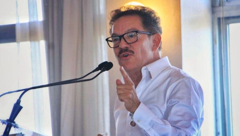 Mier advierte que “el de Toluca” otra vez le quiere ver la cara a los poblanos