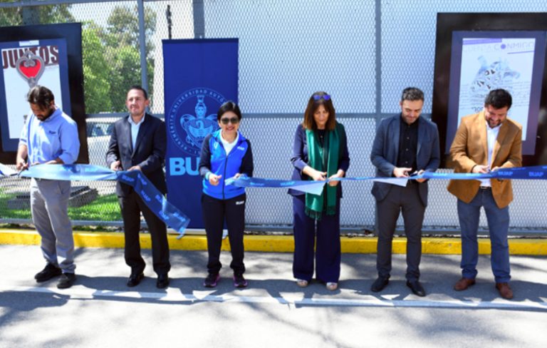 Lilia Cedillo inaugura la exposición colectiva “Cuenta conmigo, carteles vs suicidio”