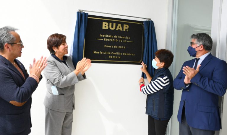 Inaugura BUAP edificio para posgrado en Microbiología