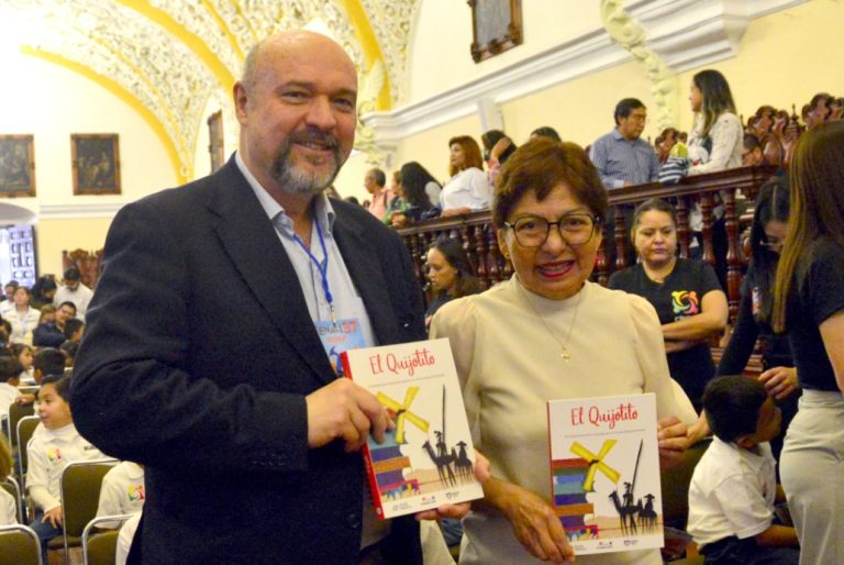 Presentan en Fenali “El Quijotito” obra ilustrada por niños y niñas del Círculo Infantil de la BUAP