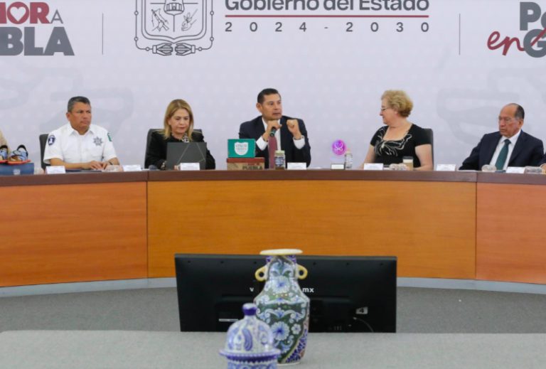 Impulsan a fabricantes poblanos de calzado